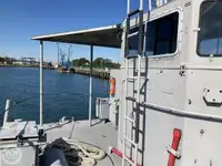 Balsa de desembarque, tanque à venda