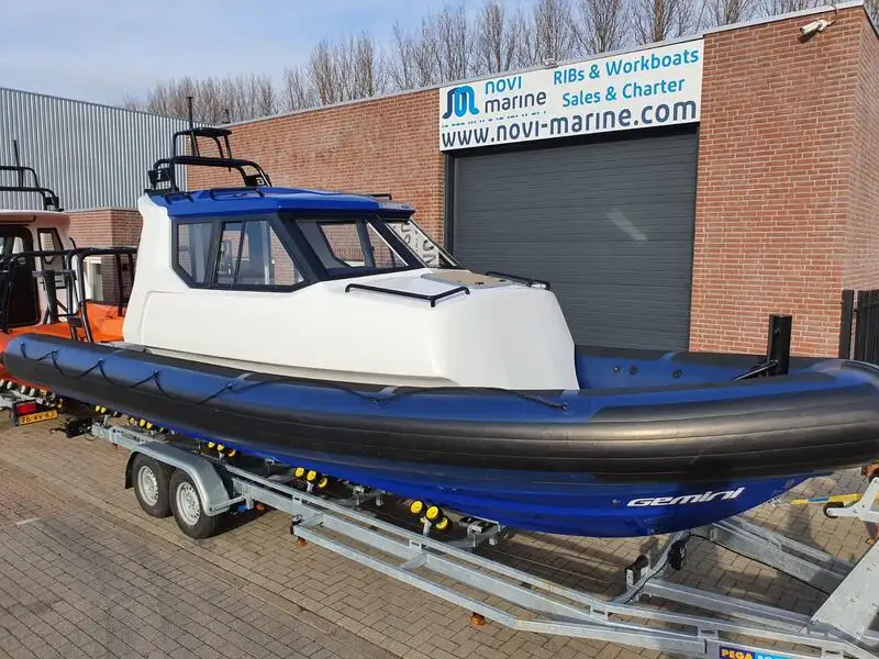 Bote inflável rígido à venda