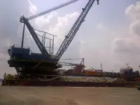 Barcaça à venda