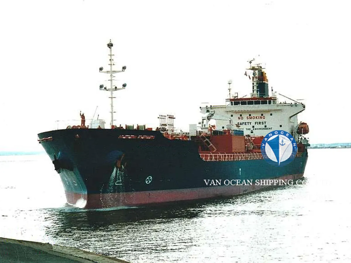 Navio-tanque de óleo/produtos químicos à venda