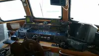 Barco de tripulação à venda