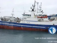 Navio de pesca de arrasto à venda