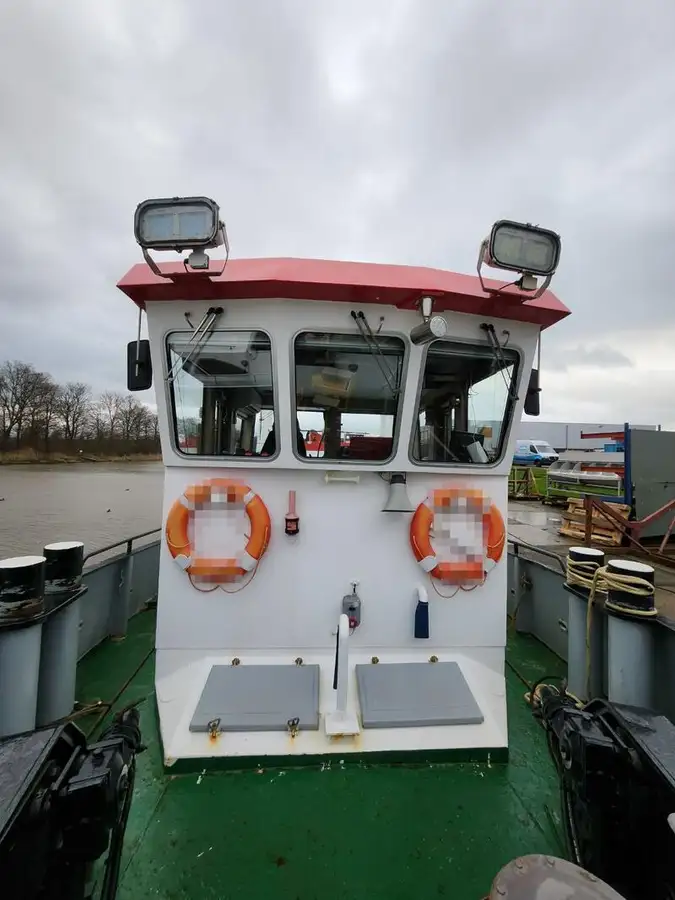 Barcos de trabalho à venda