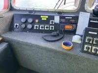 Barco de tripulação à venda