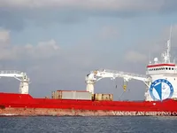 Navio frigorífico à venda