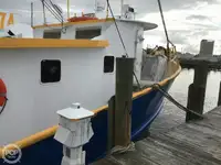 Navio de pesca de arrasto à venda