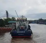 Rebocador à venda