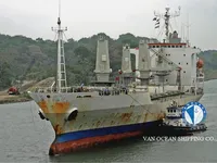 Navio frigorífico à venda