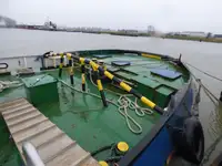 Rebocador à venda
