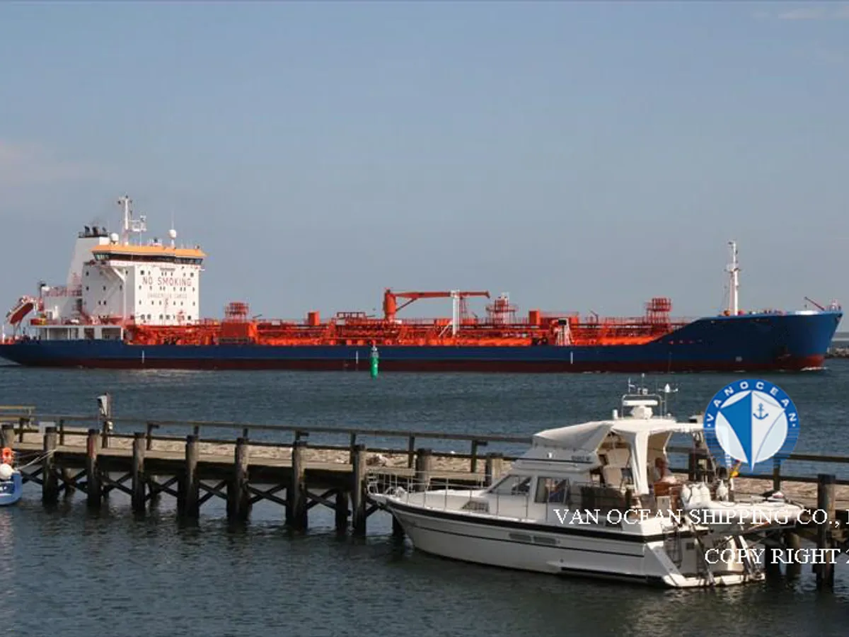 Navio-tanque de óleo/produtos químicos à venda