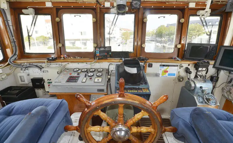 Navio de cruzeiro à venda