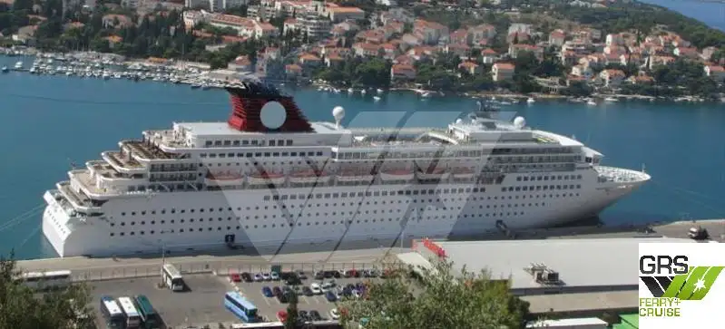 Navio de cruzeiro à venda