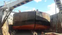 Barcaça à venda