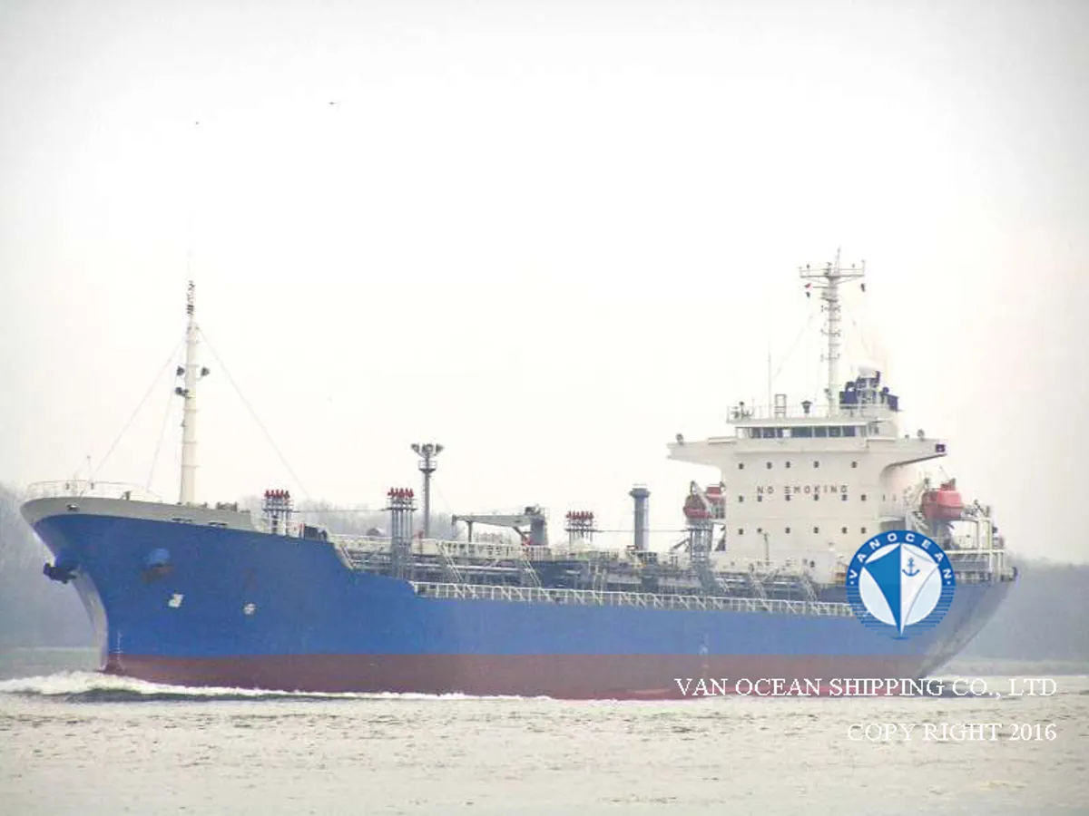 Navio-tanque de óleo/produtos químicos à venda