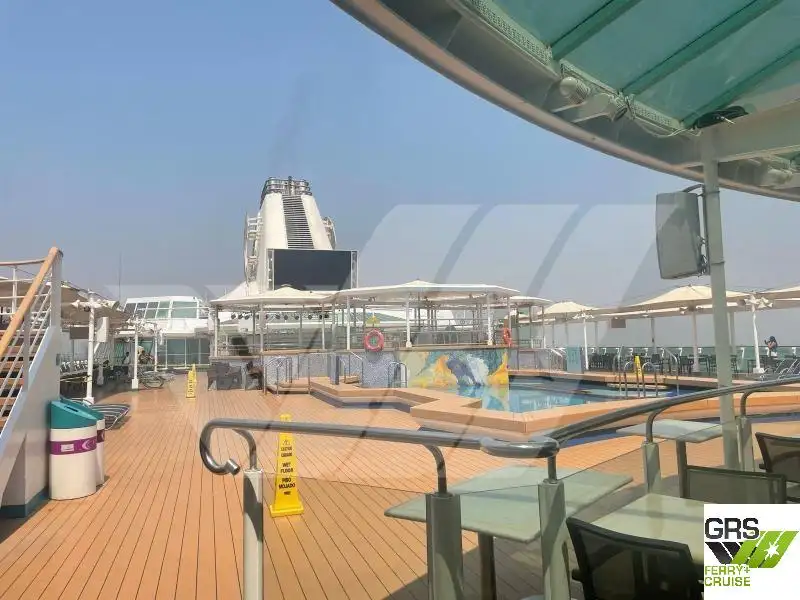 Navio de cruzeiro à venda