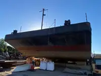 Rebocador à venda