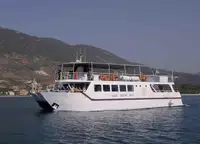 Catamarã à venda