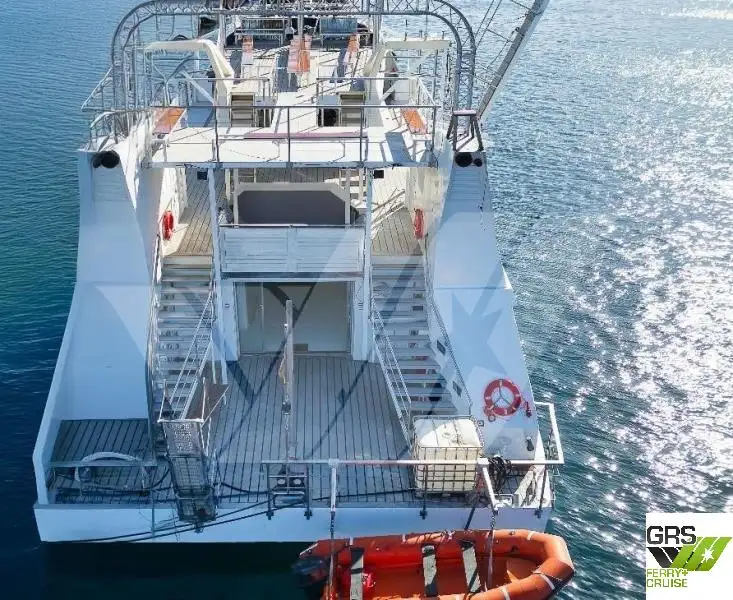 Navio de cruzeiro à venda