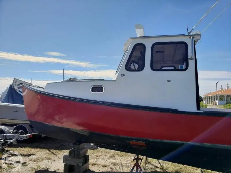 Navio de processamento de peixe à venda
