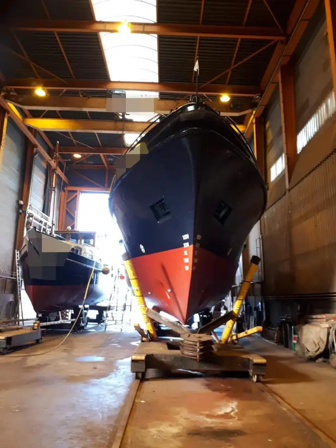 Navio de patrulha à venda