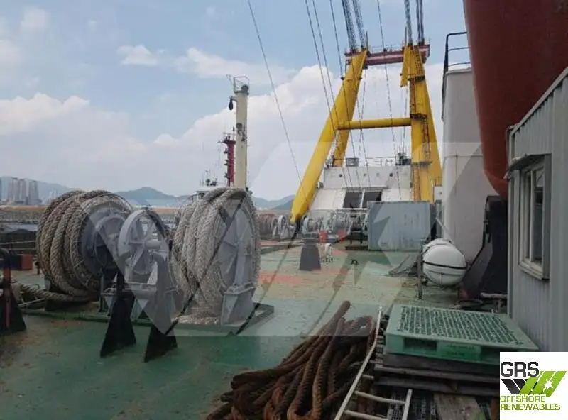 Navio guindaste à venda