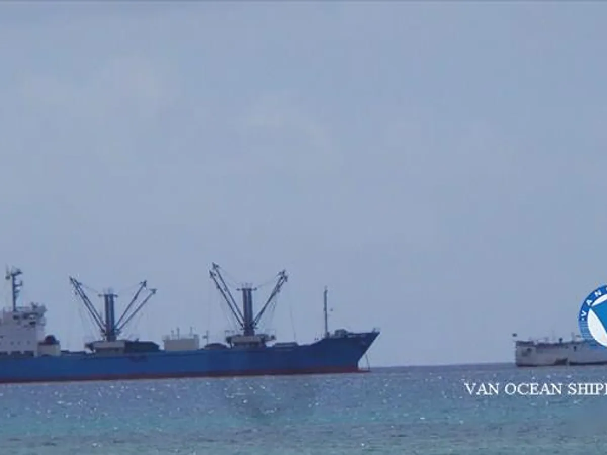 Navio frigorífico à venda