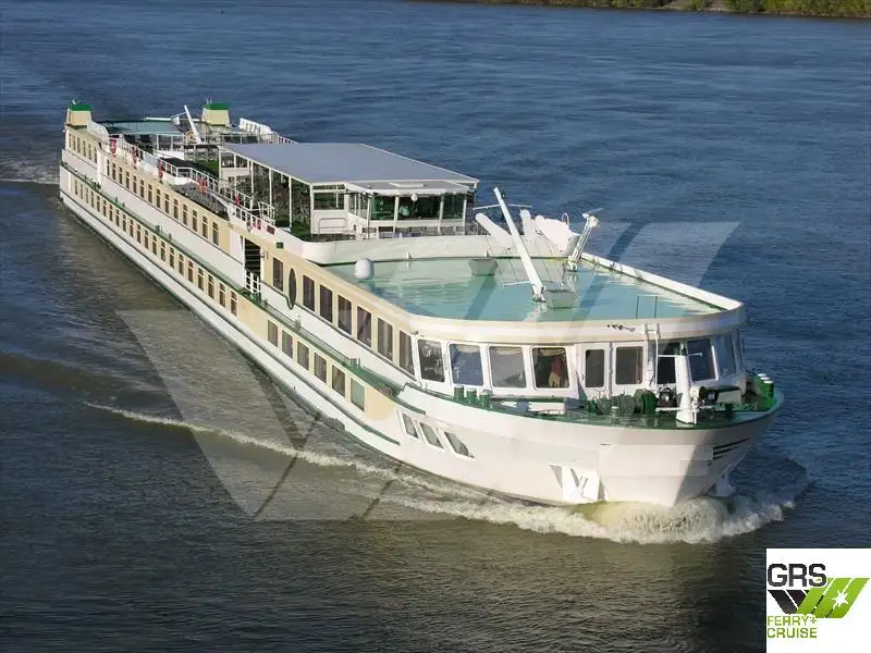 Navio de cruzeiro à venda