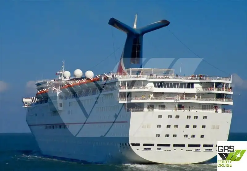 Navio de cruzeiro à venda