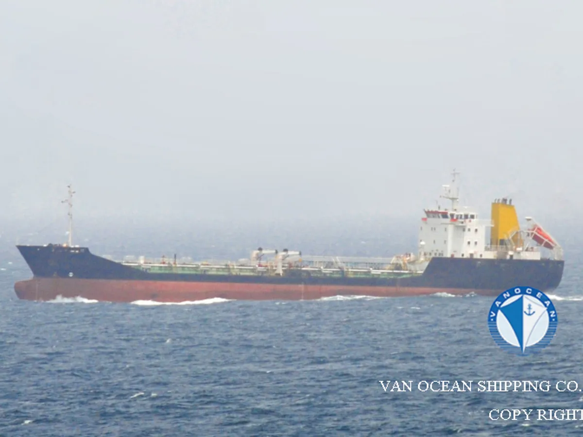 Navio-tanque de óleo/produtos químicos à venda