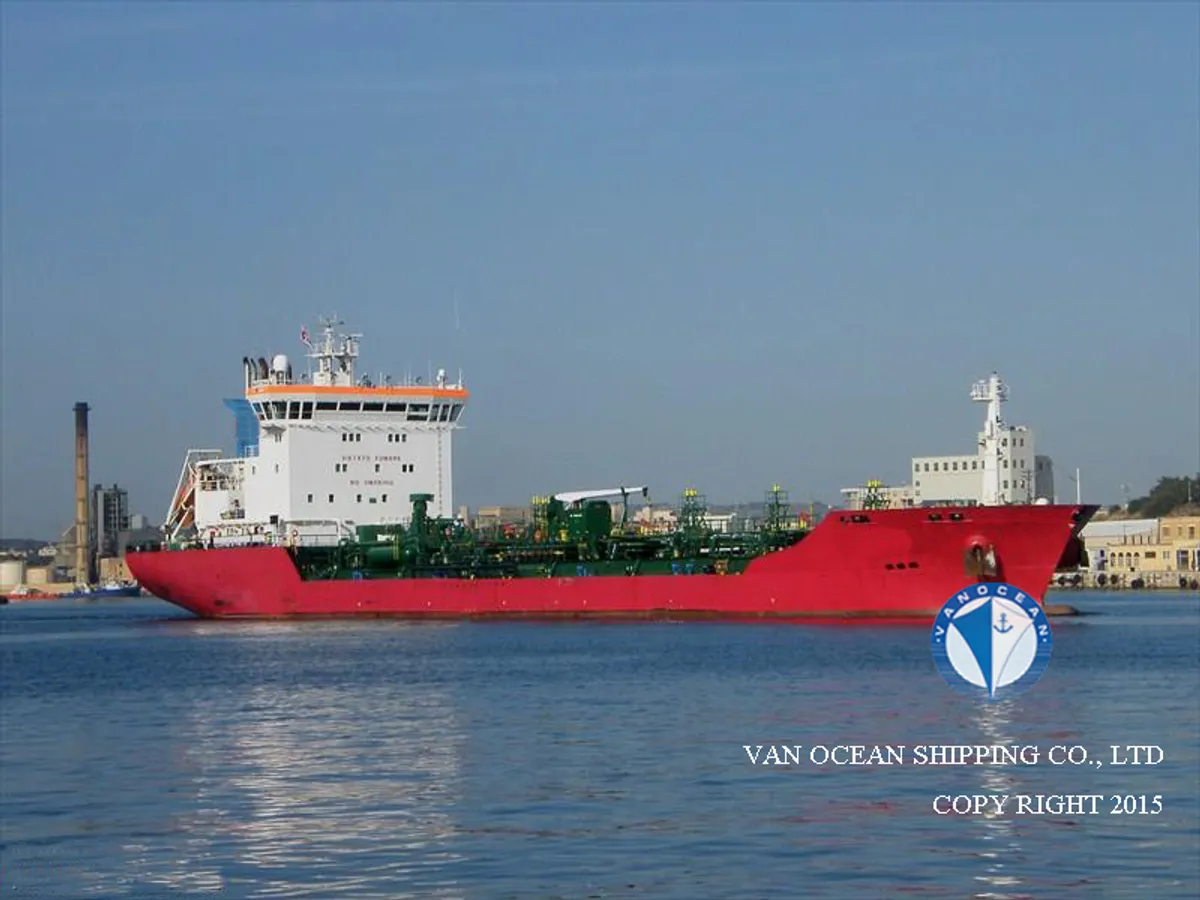 Navio-tanque de óleo/produtos químicos à venda