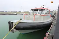 Barco de tripulação à venda
