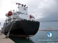Navio-tanque de óleo/produtos químicos à venda