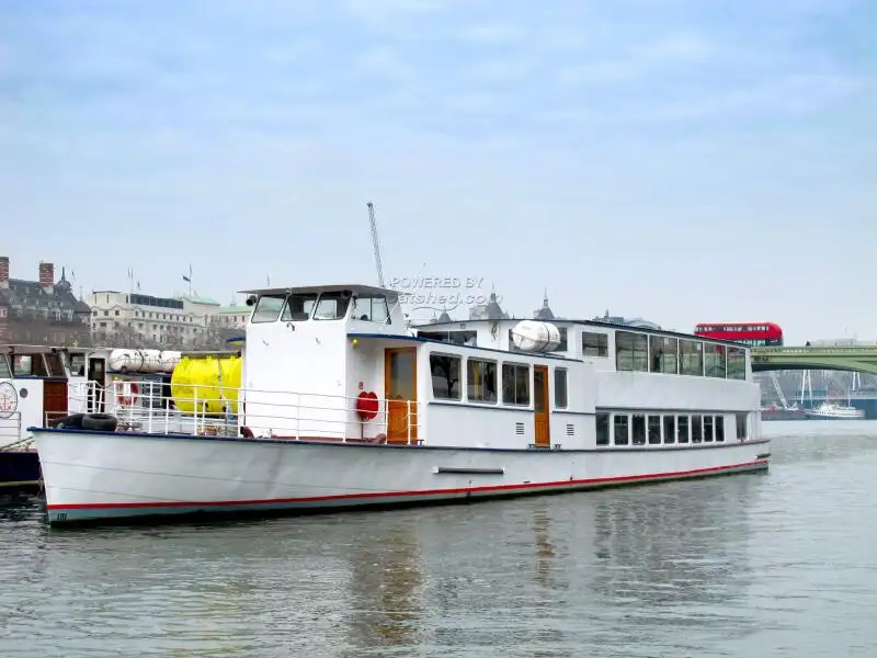 Navio de transporte de passageiros (Ferry) à venda