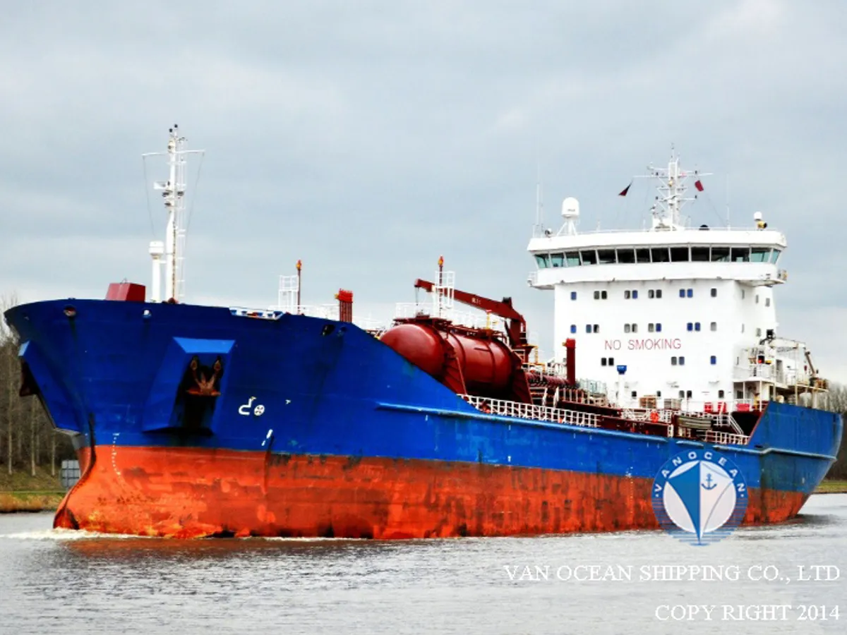 Navio-tanque de óleo/produtos químicos à venda