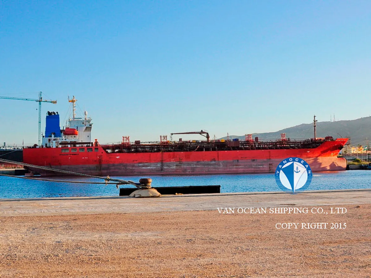 Navio-tanque de óleo/produtos químicos à venda