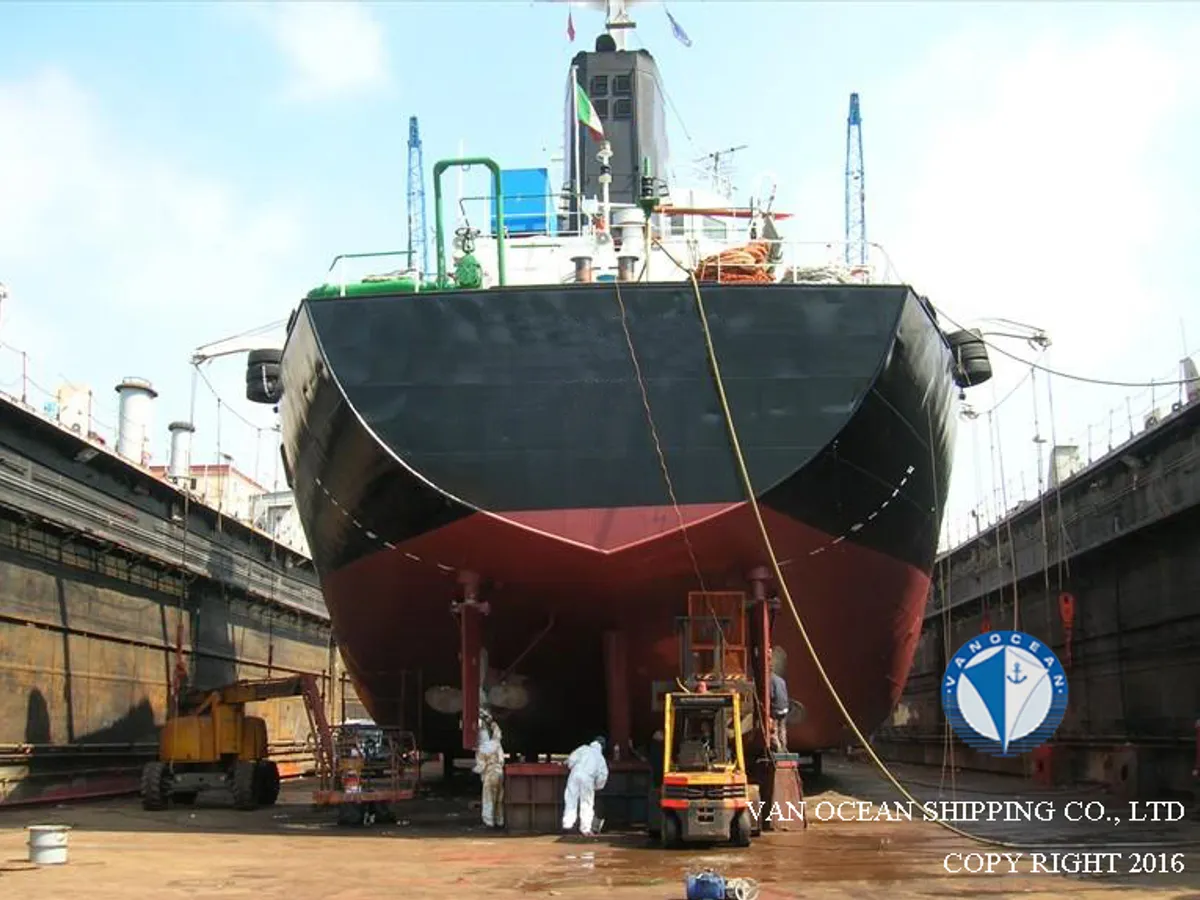 Navio-tanque de óleo/produtos químicos à venda