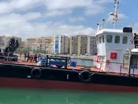 Barcos de trabalho à venda