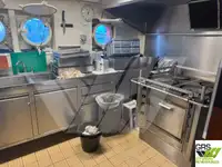 Navio de abastecimento à venda