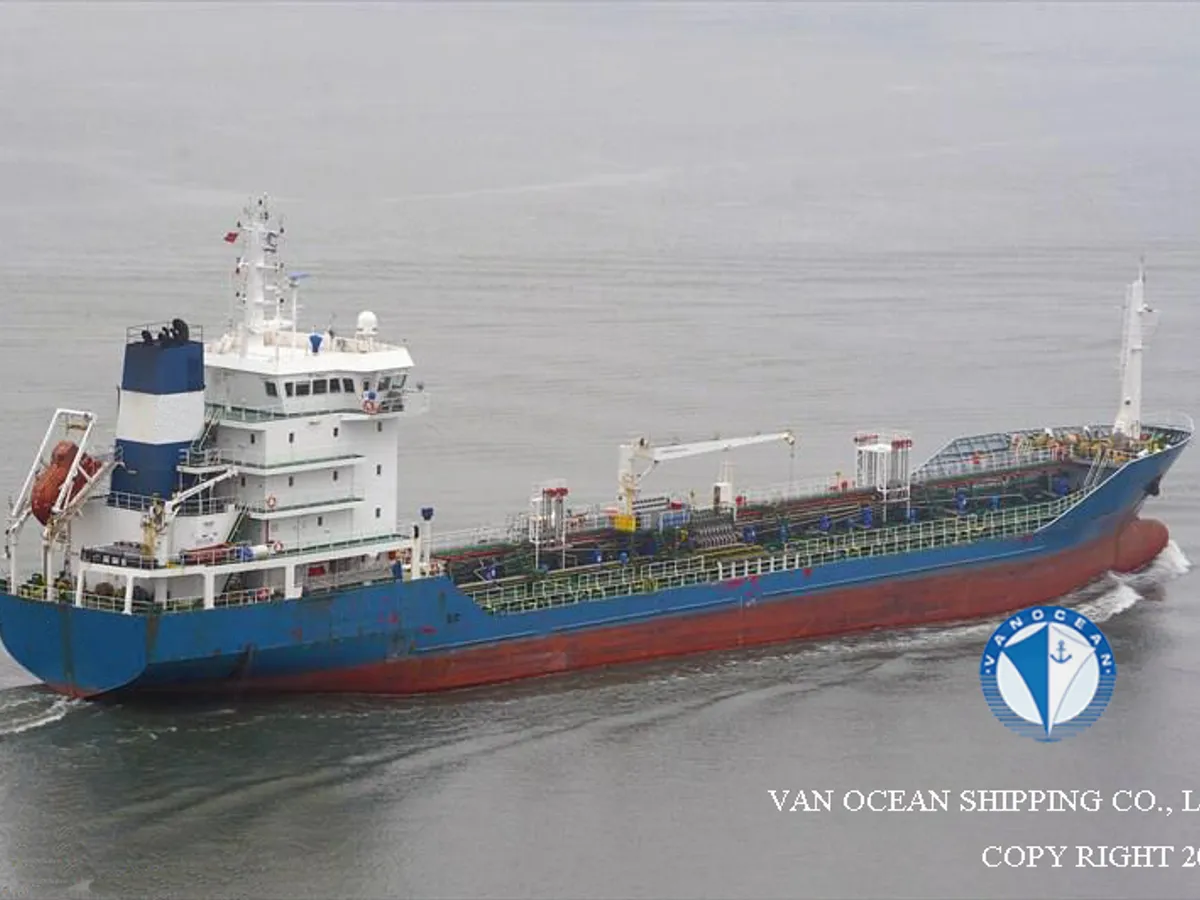 Navio-tanque de óleo/produtos químicos à venda