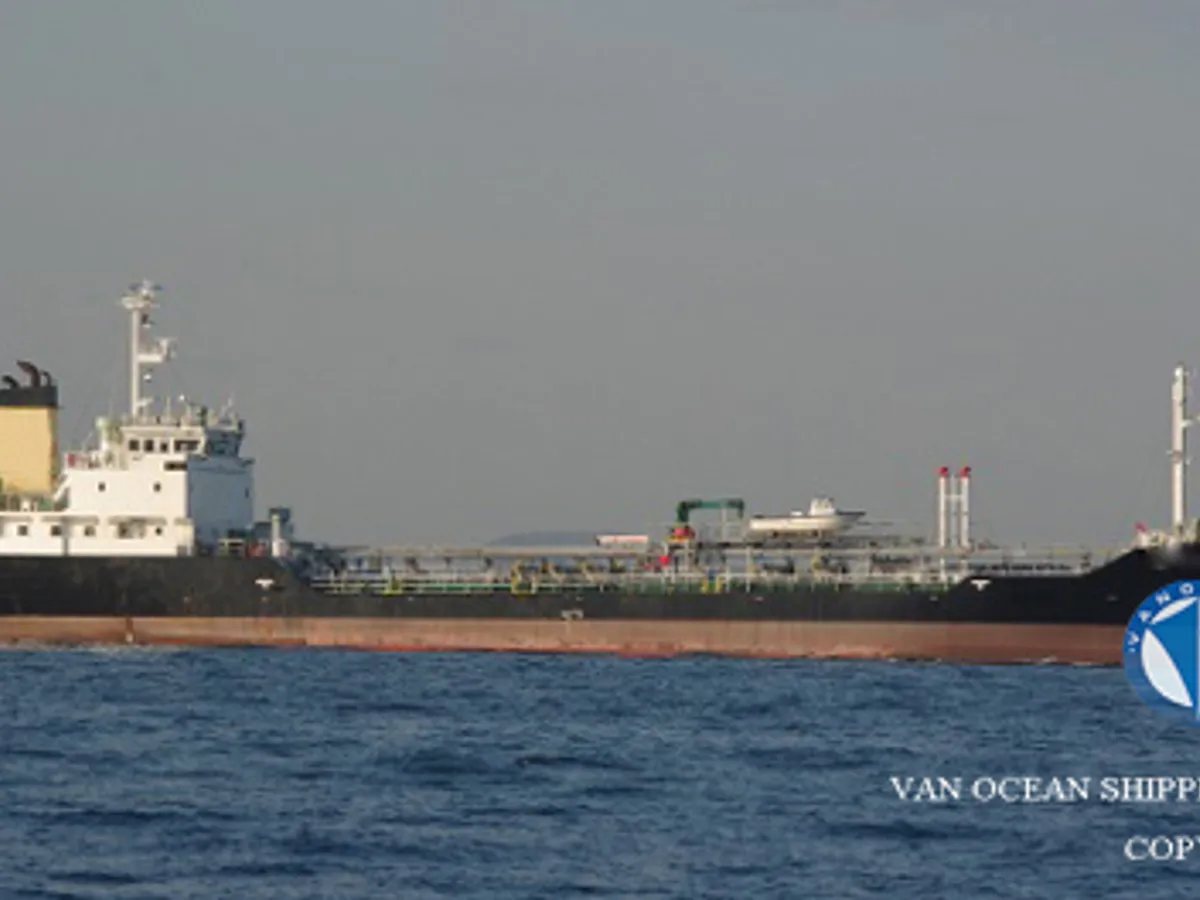 Navio-tanque de óleo/produtos químicos à venda