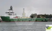 Navio de abastecimento à venda