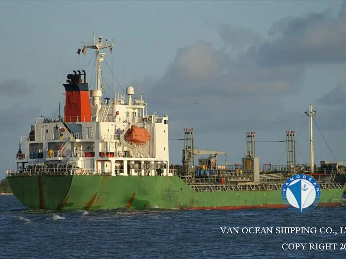 Navio-tanque de óleo/produtos químicos à venda