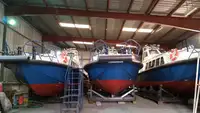 Barco de tripulação à venda