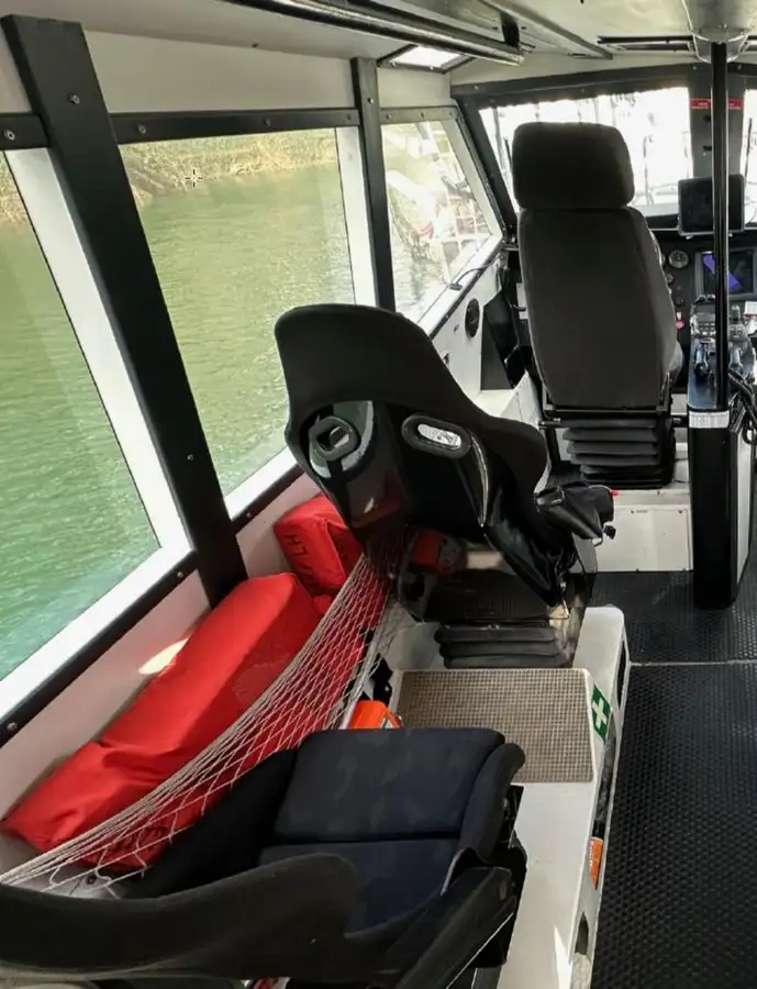 Barco piloto à venda