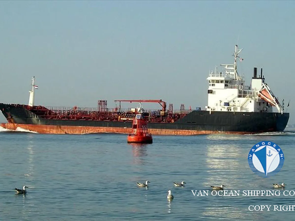 Navio-tanque de óleo/produtos químicos à venda