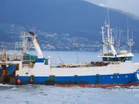 Navio de pesca de arrasto à venda
