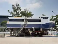 Navio de passageiros à venda