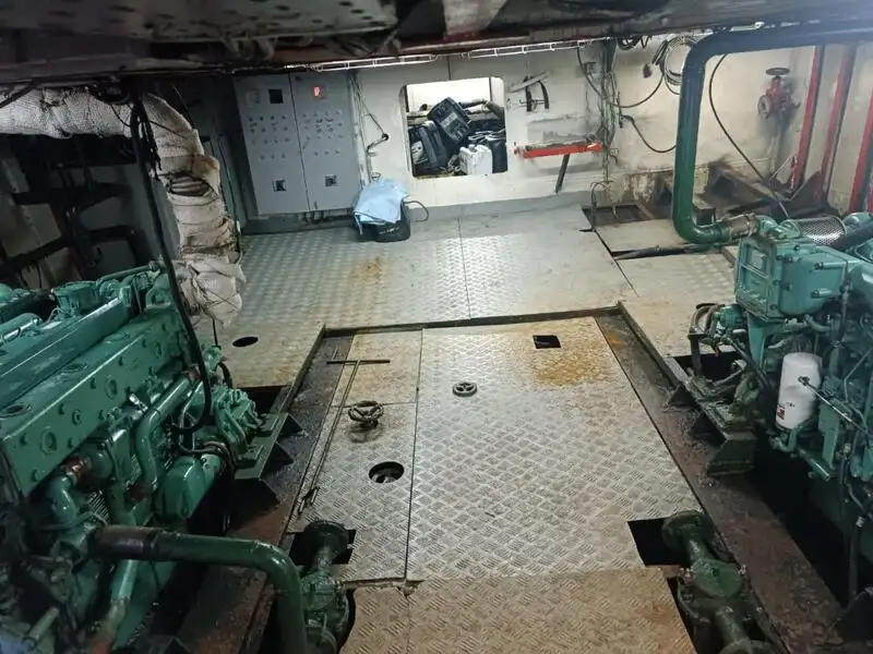Barcos de trabalho à venda