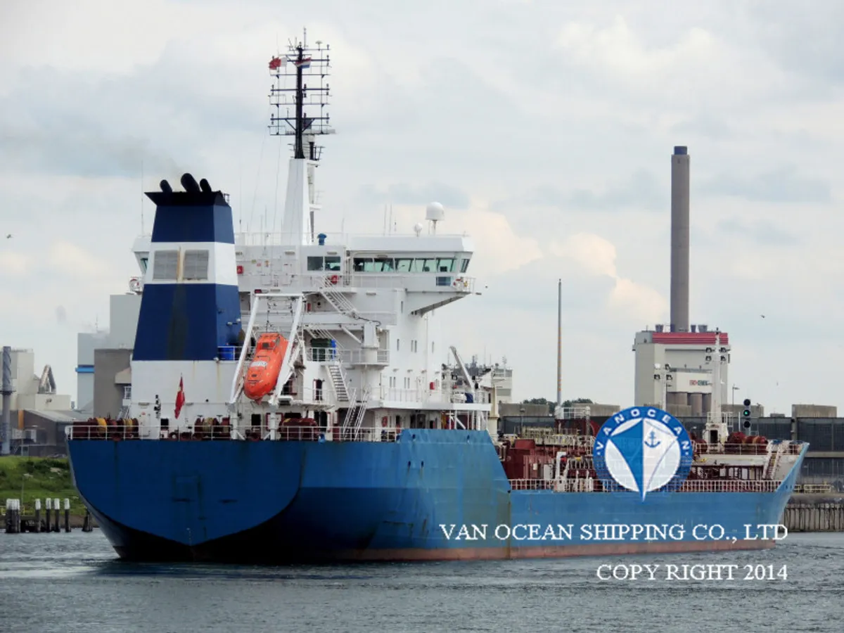 Navio-tanque de óleo/produtos químicos à venda