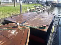 Pontão à venda
